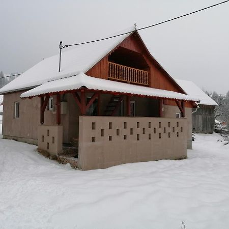 Ugralet Apartment Lunca de Sus Luaran gambar